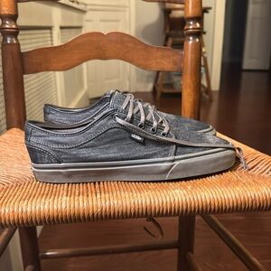 Vans skater shoes